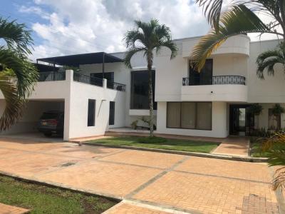 Casa En Venta En Cali En Pance V114986, 380 mt2, 4 habitaciones