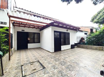 Casa En Venta En Cali En El Lido V134716, 250 mt2, 3 habitaciones