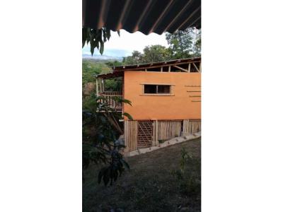 Casa Campestre Entre Anapoima Y El Triunfo, 70 mt2, 2 habitaciones