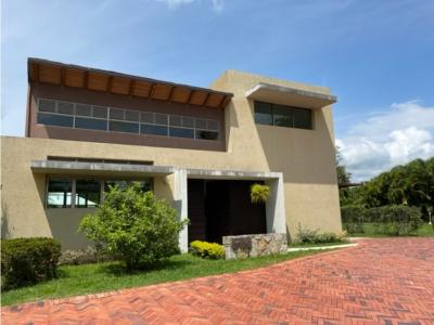 Casa en Venta en Anapoima, Conjunto Residencial Vivenza, 240 mt2