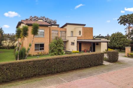 Casa Campestre En Venta En Bogota En Hacienda San Simon Pl. 1 Al 1 V131539, 368 mt2, 4 habitaciones