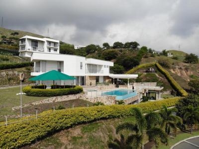 Casa Campestre En Venta En Cali En Arroyohondo V14326, 1590 mt2, 5 habitaciones