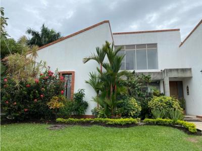 Se vende casa en la morada - jamundi, 400 mt2, 5 habitaciones