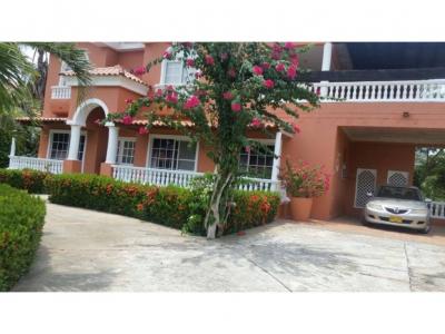 Casa en venta Terranova Cartagena, 440 mt2, 5 habitaciones
