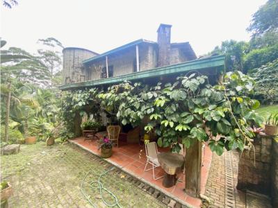 Venta Casa-Lote en La Loma del Chocho con precio de Oportunidad, 390 mt2, 3 habitaciones