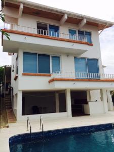 Casa Campestre En Venta En Girardot V45313, 370 mt2, 4 habitaciones