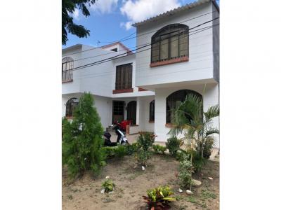 VENDO CASA CAMPESTRE EN CENTENARIO-GIRARDOT, 122 mt2, 3 habitaciones