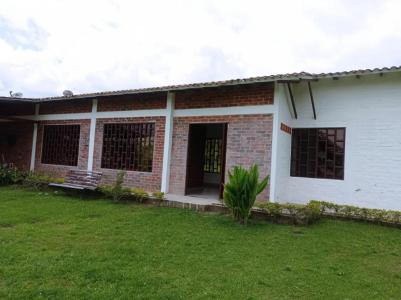 Casa Campestre En Venta En Guadalajara De Buga V62811, 280 mt2, 3 habitaciones