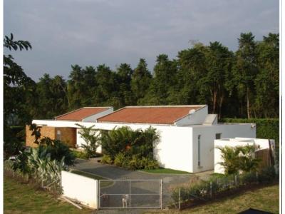 Venta  Casa campestre  LA MORADA  8A-2 Jamundi, 400 mt2, 4 habitaciones