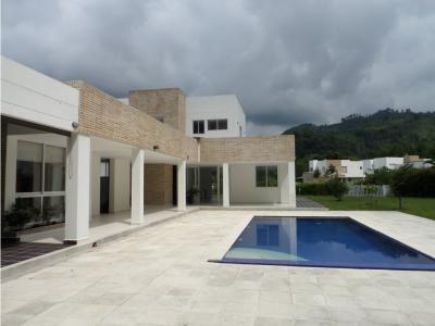 Vendo Casa Campestre en La Vega Cundinamarca, 770 mt2, 6 habitaciones