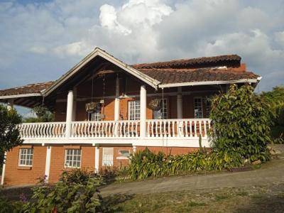 Casa Campestre En Venta En Pereira V59521, 800 mt2, 13 habitaciones