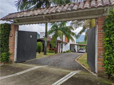 Se vende casa finca, Pereira, Combia, 430 mt2, 6 habitaciones