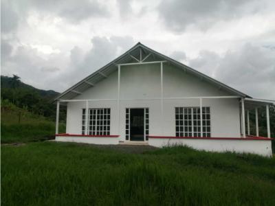 Casa campestre para la venta en Pereira vía a mundo nuevo, 180 mt2, 3 habitaciones