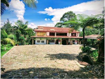 casa finca campestre en venta Rionegro Antioquia tablazo, 1400 mt2, 7 habitaciones