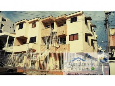 Venta De Propiedad, Edificación con 10 Apartamentos, Cartagena, 380 mt2, 20 habitaciones