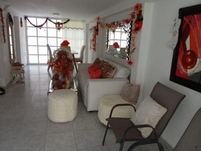 Venta De Casas En Cartagena, 112 mt2, 4 habitaciones