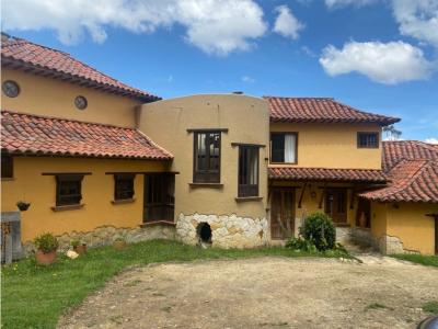 Arriendo linda casa Amoblada en Yerbabuena. $8 Mlls-YG, 650 mt2, 4 habitaciones