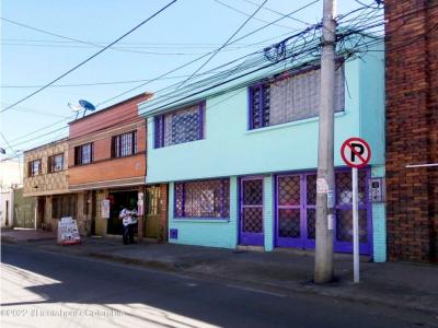 Vendo Casa en  Sabana Centro(Chia)S.G. 23-724, 193 mt2, 6 habitaciones