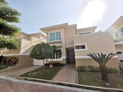 Casa Condominio En Venta En Barranquilla En La Castellana V44263, 223 mt2, 3 habitaciones