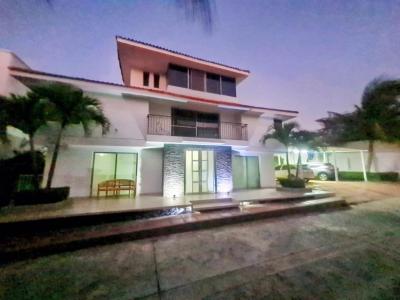 Casa Condominio En Venta En Barranquilla En Villa Campestre V44392, 558 mt2, 4 habitaciones