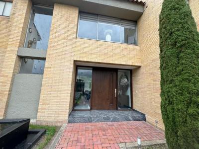 Casa Condominio En Venta En Bogota V158587, 320 mt2, 3 habitaciones