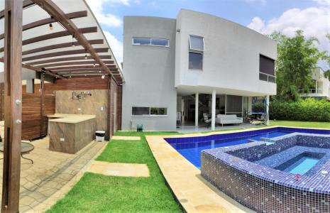 Casa Condominio En Venta En Cali En Pance V32027, 297 mt2, 3 habitaciones