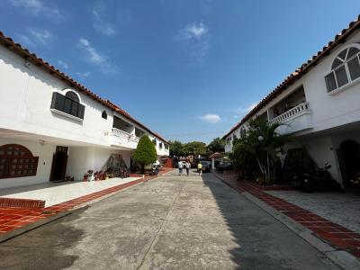 Casa Condominio En Venta En Cucuta En Av. Libertadores V50563, 105 mt2, 3 habitaciones