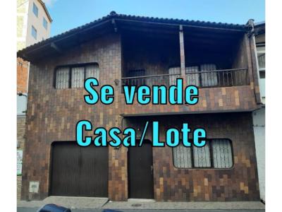 VENDO CASA - LOTE - COPACABANA , 200 mt2, 7 habitaciones