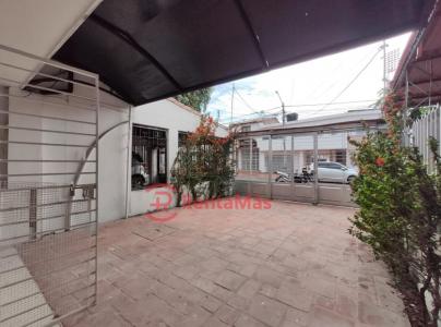 Casa En Venta En Cucuta En Lleras Restrepo V55948, 260 mt2, 3 habitaciones