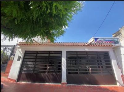 Casa En Venta En Cucuta En Lleras Restrepo V56745, 200 mt2, 3 habitaciones