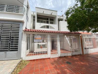 Casa En Venta En Cucuta En Lleras Restrepo V36887, 200 mt2, 3 habitaciones