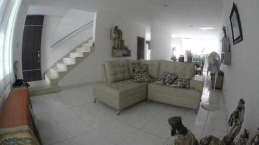 Casa En Venta En Cucuta En Niza V84672, 220 mt2, 5 habitaciones