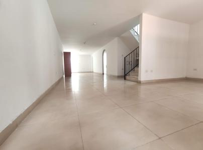 Casa En Venta En Cucuta En Caobos V84734, 276 mt2, 3 habitaciones