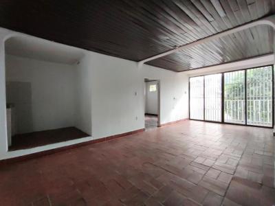 Casa En Venta En Cucuta En Carora V84768, 250 mt2, 5 habitaciones