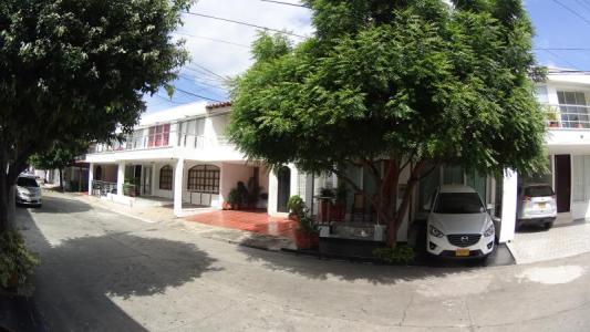 Casa En Venta En Cucuta En Av. Libertadores, Prados Club V84794, 200 mt2, 3 habitaciones