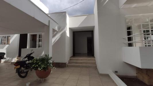 Casa En Venta En Cucuta En Bellavista V84901, 328 mt2, 5 habitaciones