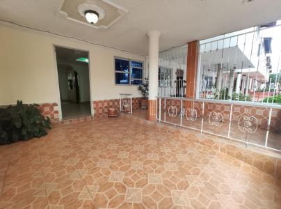 Casa En Venta En Cucuta En Av. Libertadores V84980, 108 mt2, 3 habitaciones