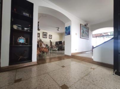 Casa En Venta En Cucuta En Via Al Tennis V84990, 600 mt2, 5 habitaciones