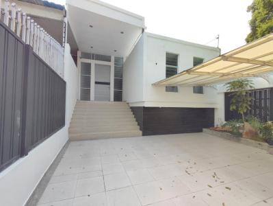 Casa En Venta En Cucuta En La Ceiba V96130, 293 mt2, 4 habitaciones