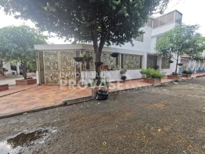 Casa En Venta En Cucuta En Niza V98567, 378 mt2, 3 habitaciones