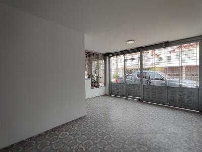 Casa En Venta En Cucuta En Av. Libertadores, Alcala V105977, 120 mt2, 3 habitaciones