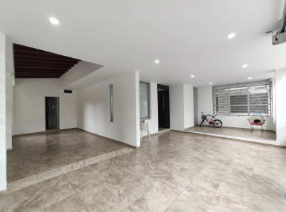 Casa En Venta En Cucuta V157363, 270 mt2, 3 habitaciones