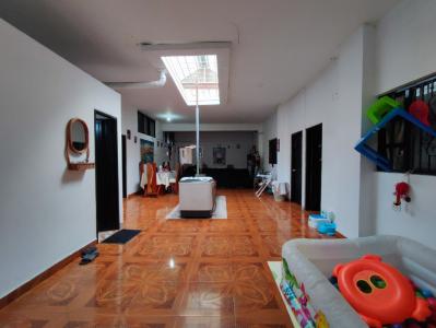 Casa En Venta En Cucuta V159018, 500 mt2, 4 habitaciones