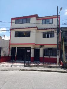 Casa En Venta En Dosquebradas V41986, 500 mt2, 9 habitaciones