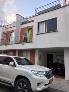 Casa En Venta En Dosquebradas V41993, 240 mt2, 3 habitaciones