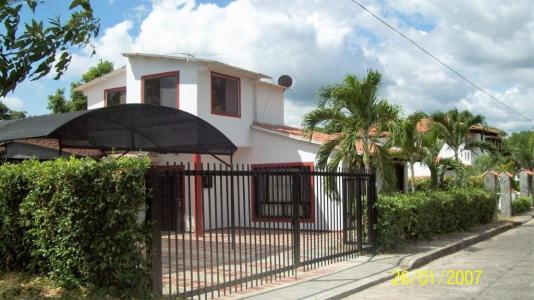 Casa En Venta En El Espinal V74063, 299 mt2, 4 habitaciones
