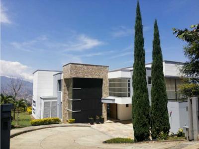 Venta de casa en Escobero, Envigado, C.1997846, 465 mt2, 4 habitaciones