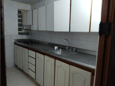 Casa en venta en Itagui sector El Carmelo, 5 habitaciones