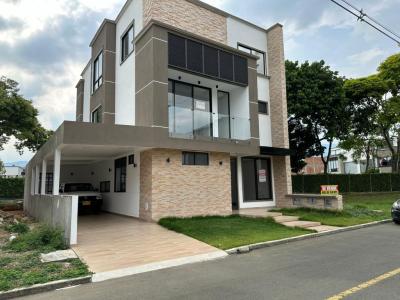 Casa En Venta En Jamundí Alfaguara VWTDO760650, 400 mt2, 6 habitaciones