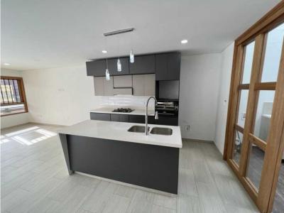 Casa unifamiliar a la venta Urbanización abierta, 137 mt2, 3 habitaciones
